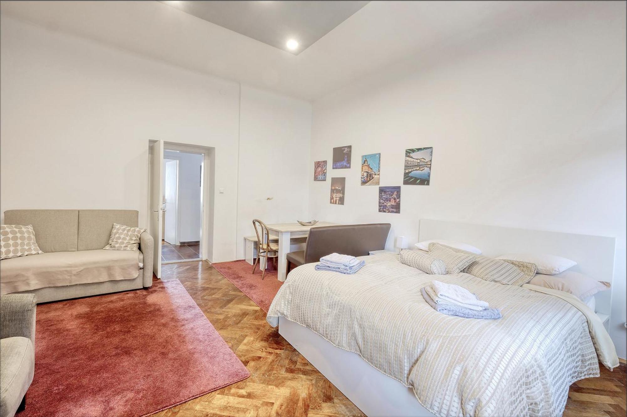 Nick & Klaras Central Apartments Ljubljana Dış mekan fotoğraf